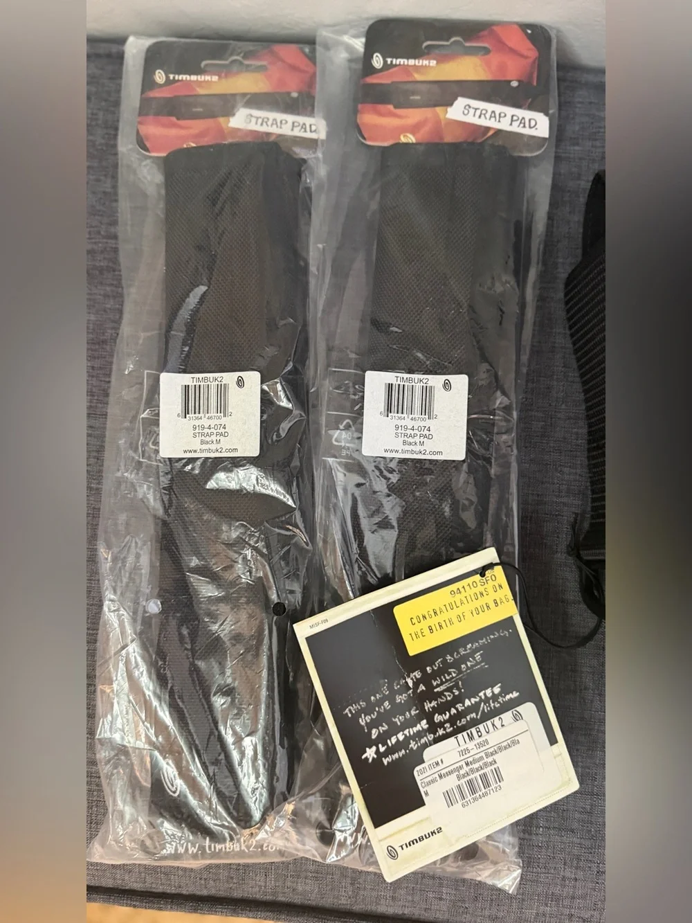 **NWT Timbuk2 Black Messenger Bag- Size M